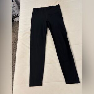 NWOT GAP FIT BLACKOUT LEGGINGS